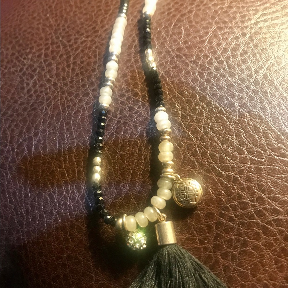 Necklace  Short Black & White Small Beads
